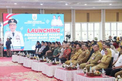 Launching PPDB Tingkat SMA/SMK Secara Online, *Pj Gubernur: Jangan Paksakan Calon Peserta Didik Masuk Sekolah Negeri*